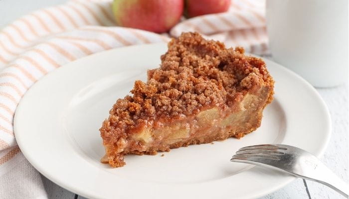 Apple Pie with Graham Cracker Crust