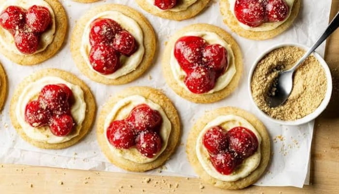 Cherry Cheesecake Cookies