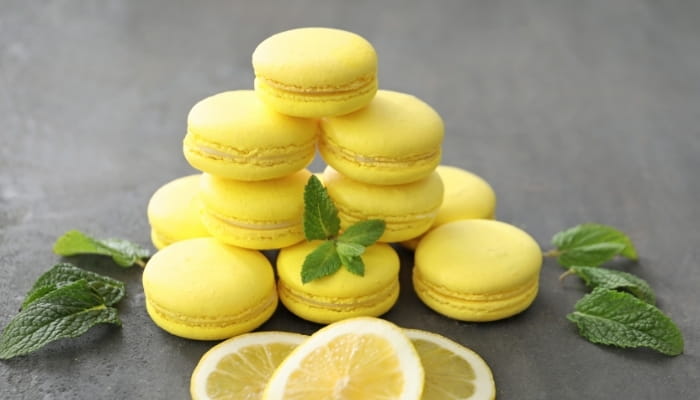 Lemon Macarons