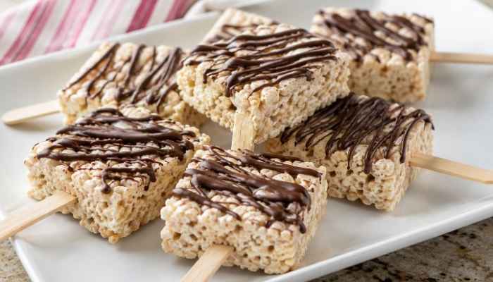 Marshmallow Cereal Treat Pops
