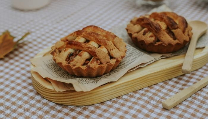 Mini Salted Caramel Apple Pies