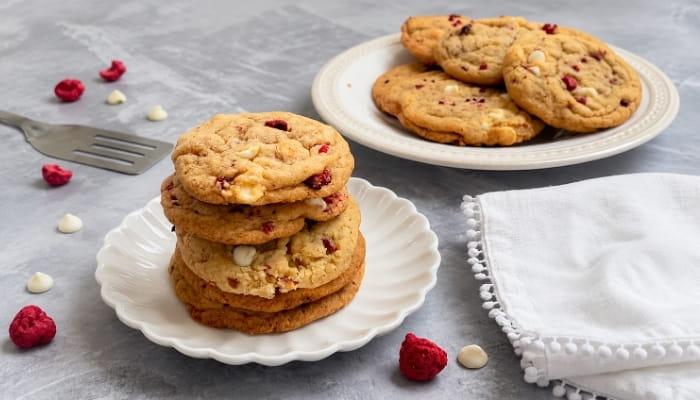 Raspberry Cheesecake Cookies