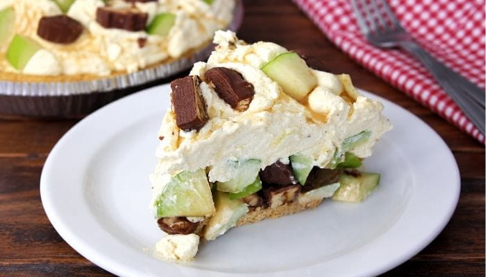 Snicker Caramel Apple Pie