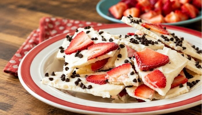 Strawberry-Chocolate Greek Yogurt Bark