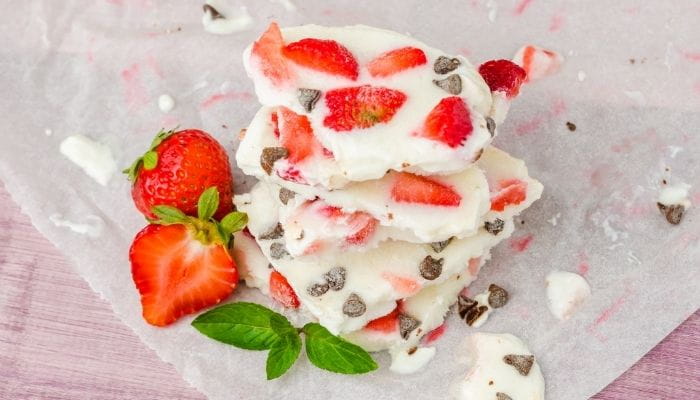 Strawberry Yogurt Bark