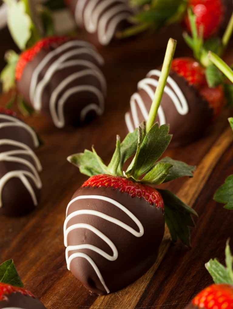 Easy Strawberry Desserts Busy Moms Can Make Fast