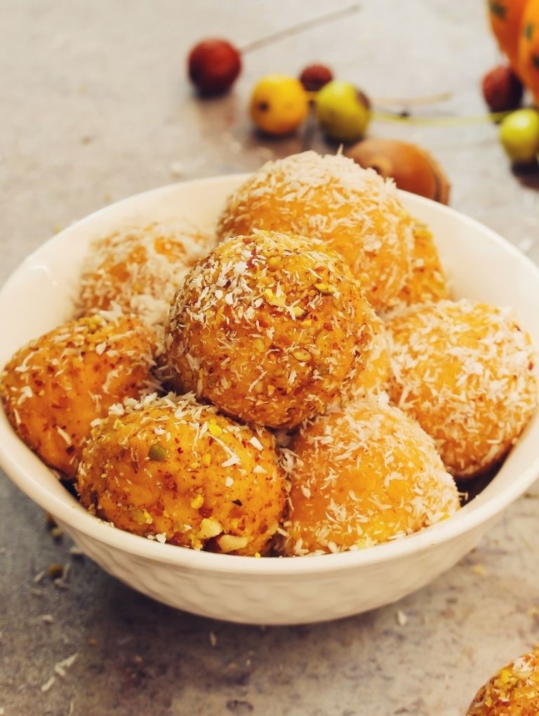 Bite-Sized Thanksgiving Desserts Everyone Will Love